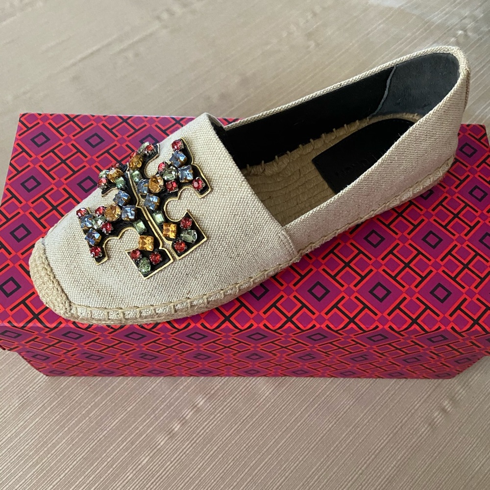 Tory Burch
Ines Embellished Espadrilles